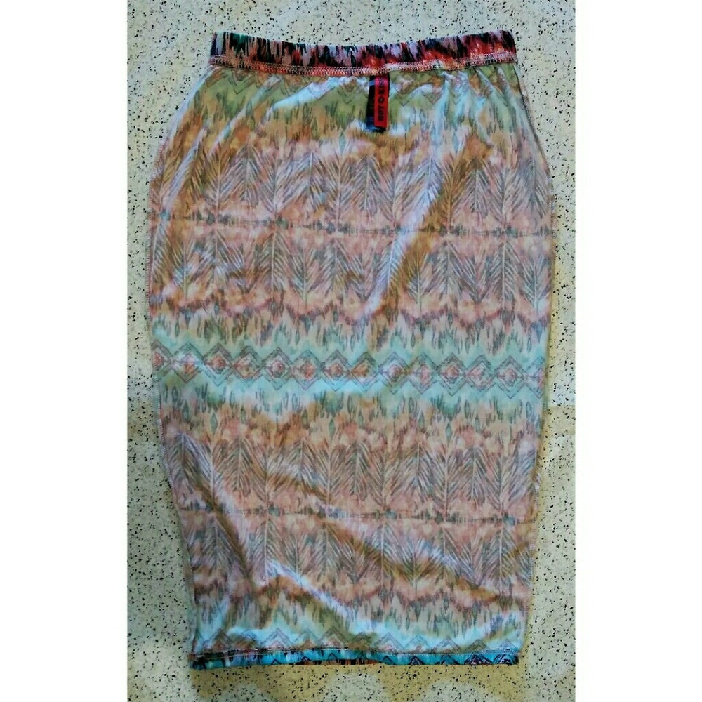 Hot Kiss Geometric Print Skirt, sz L/XL - Picture 3 of 3